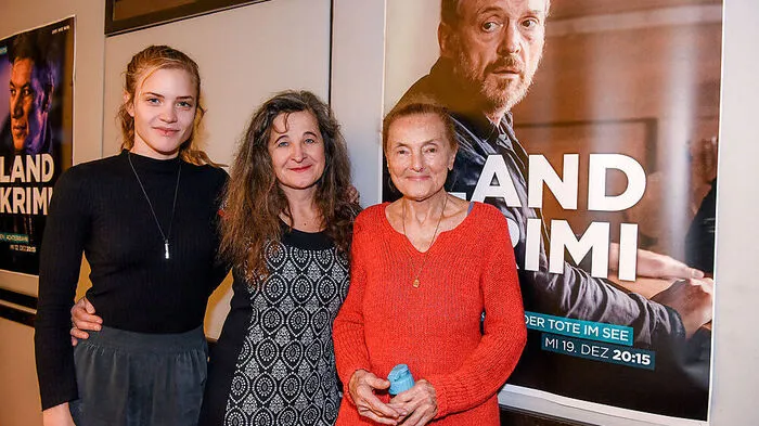 "Der Tote im See": Miriam Fussenegger, Maria Hofstätter und Ernie Mangold