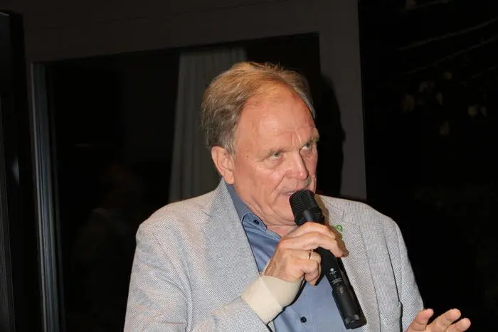 Auch Bürgermeister Erwin Dirnberger und seine Vize Karin Herz ließen sich die Veranstaltung nicht entgehen.