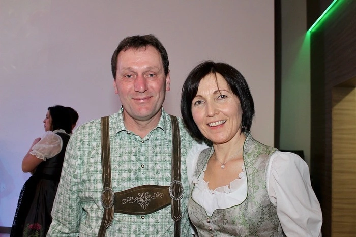 Klicken Sie sich durch die weiteren Bilder.