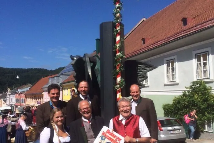 Die Freyung steht derzeit noch beim Brunnen von Kiki Kogelnik. Danke Michael Jernej fürs Foto!