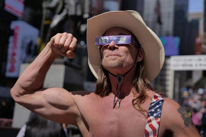 The Naked Cowboy 