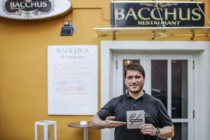 „Rauchen verboten“ heißt es seit heuer auch im Bacchus