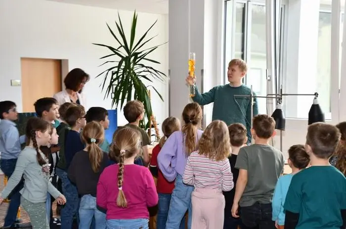 Bis zum 22. März kann die Ausstellung von Schulklassen und Kindergartengruppen an Schultagen vormittags mit Anmeldung besucht werden. 