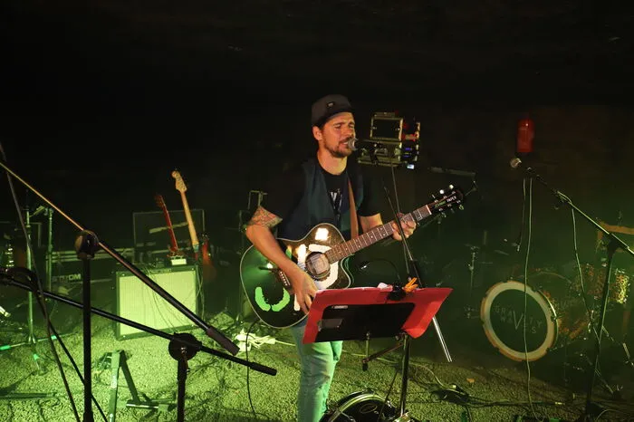 ... und Harald Johann Zettl alias "Johnny Paper" in der Sunfixlhöhle auf. 