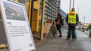 Bei Ikea Graz wurde das Sicherheitspersonal aufgestockt, um die Abstände und Sicherheitsmaßnahmen zu kontrollieren