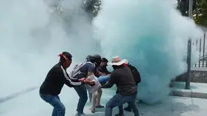 Demonstranten stürmten das Bildungsministerium
