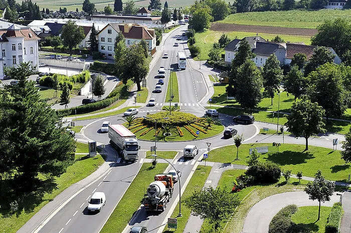 Ab kommenden Mai wird die Wechselbundesstraße in Hartberg generalsaniert, dadurch ist die Stadtdurchfahrt nur erschwert passierbar. Mehr dazu.