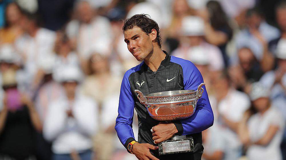 Rafal Nadal mit seinem Pokal