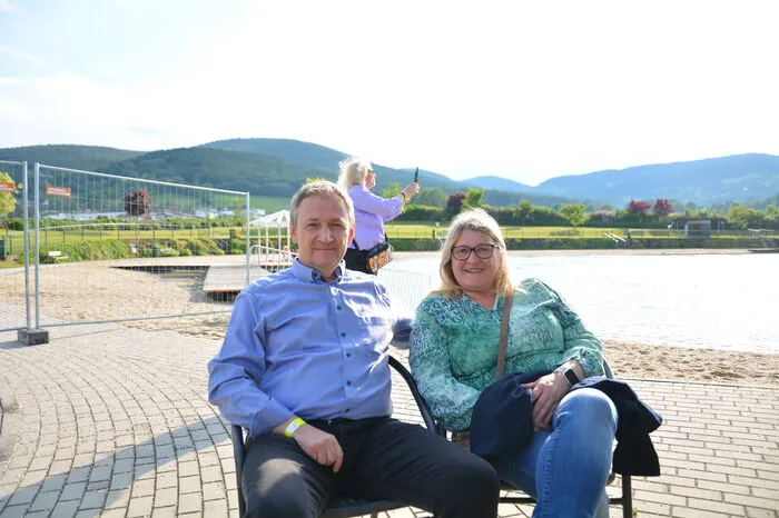 Die Besucher genossen das schöne Wetter und die gute Stimmung.