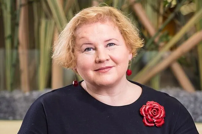 Eine gerechtere und partnerschaftliche Verteilung von Macht, Einkommen und Arbeit wünscht sich ÖGB-Vizepräsidentin und Frauenvorsitzende Korinna Schumann. Statt einer Politik, die nur der Wirtschaft diene, sei es an der Zeit, Frauen und ihre Anliegen in den Fokus zu rücken.