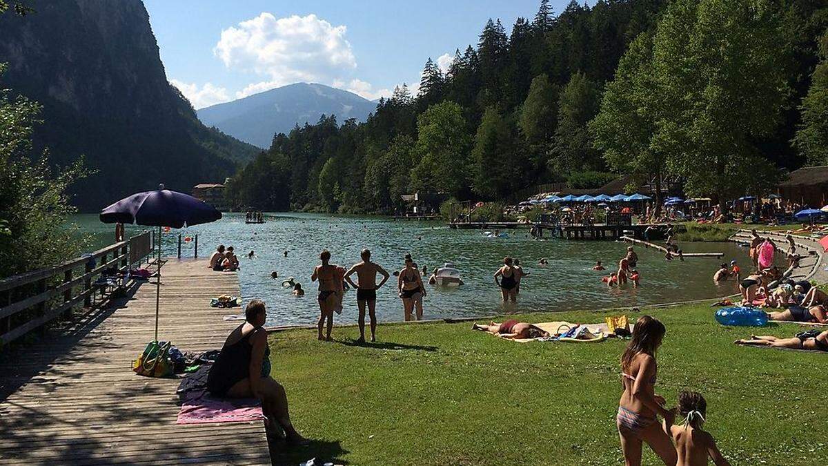 31.000 Wasserratten strömten heuer zum Tristacher See, um sich abzukühlen