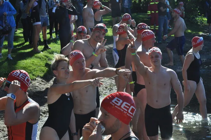 130 Teilnehmer waren heuer trotz starkem Triathlonwochenende beim Triathlon der Einsatzkräfte in Seeboden dabei ...