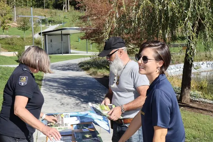 Anschließend konnten sich die Besucher an verschiedenen Stationen über aktuelle Themen rund um den Natur- und Umweltschutz in der Steiermark und speziell im Bezirk Voitsberg informieren. 