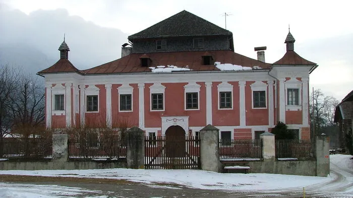 Schloss Raggnitz braucht neue Schlossherren