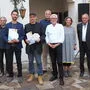 Organisator Ewald Ulrich mit den Gewinnern Norbert Galler und Markus Hell, Vizebürgermeister Ludersdorf-Wilfersdorf Peter Moser und  Gemeinderat Gleisdorf Alois Reisenhofer, Lyrikerin Gertrude Grossegger, Bürgermeister Ludersdorf-Wilfersdorf Hans-Peter Zaunschirm (v.l.)