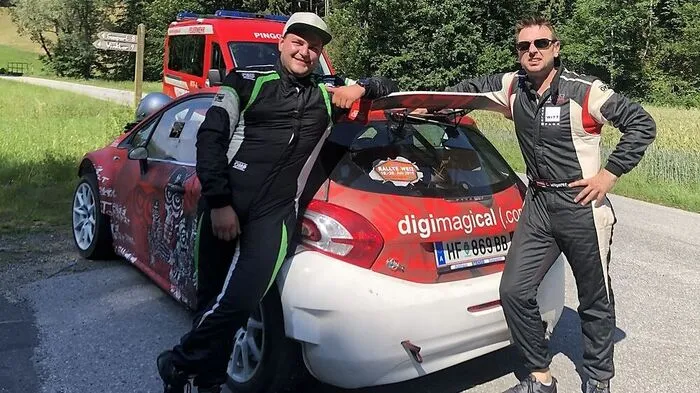 Kevin Raith (links) mit Beifahrer Christoph Wögerer