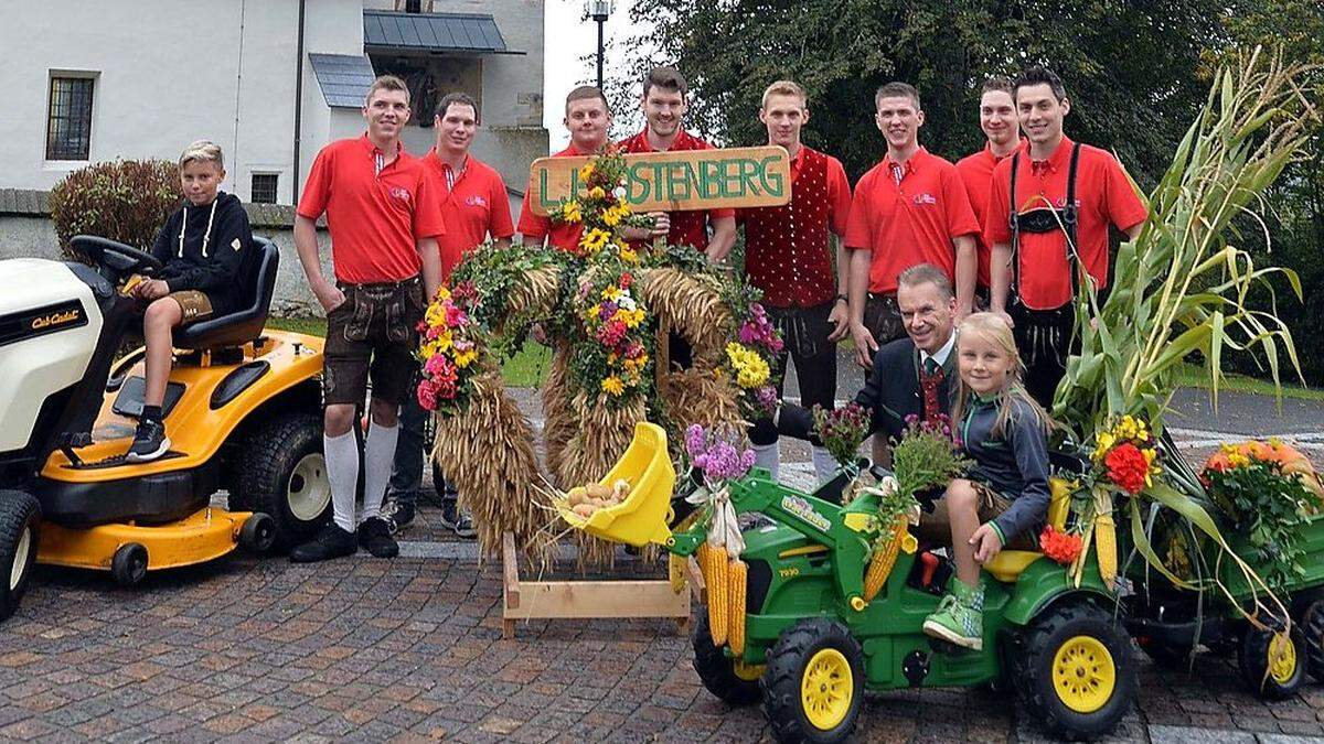 Beim traditionellen Erntedankfest in Köstenberg war der Umzug mit den Kindertraktoren einer der Höhepunkte