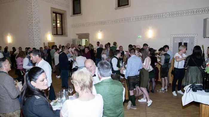 Es ist ein Fest der regionalen Weine mit einer langen Tradition und repräsentiert die große Vielfalt der Weinkultur in der Oststeiermark. 