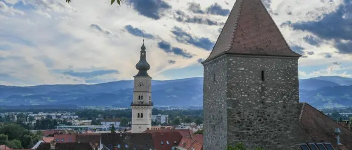 Zu sehen ist ein Blick über die Bezirkshauptstadt Wolfsberg