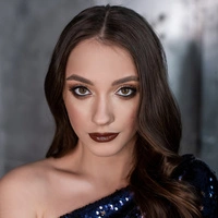 Betonte Augen sind ein Make-up-Trend für diesen Herbst und Winter