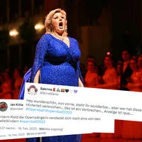 Das Kleid von Opernsängerin Camilla Nylund hat bei einigen Twitter-Userinnen und -Usern für Redebedarf gesorgt
