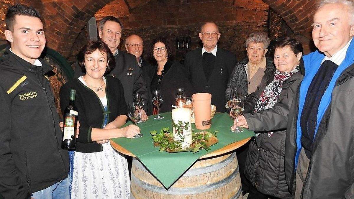 Johannesweinsegnung auch beim Buschenschank Pichler-Schober in St. Nikolai/Sausal