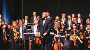 Markus Poschner dirigierte das Eröffnungskonzert in Villach