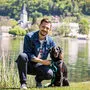 Kraft sammeln und Ruhe finden können Sebastian Schuschnig und sein „Gino“ am Ossiacher See.