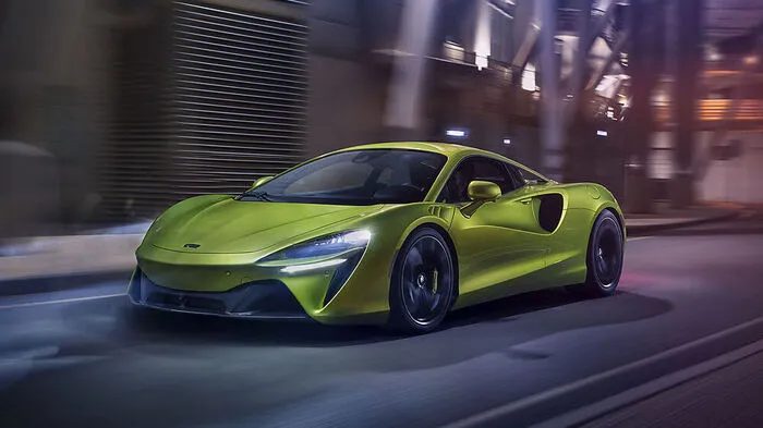 Der McLaren Artura ist der erste Plug-in-Hybrid der Marke ist, der in Serie gebaut werden soll.