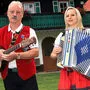 Peter Krienzer und Tanja Blühwald treten als "Tanja und Peter" auf, so am Samstag, dem 19. Juni, im Landcafé Kern in Afling