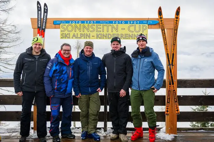 Das Organisationskomitee des Sonnseitn-Cups von links nach rechts: Bernhard Kurzthaler, Roland Hatz, Thomas Lobenwein, Alexander Gander und Christian Tiefnig