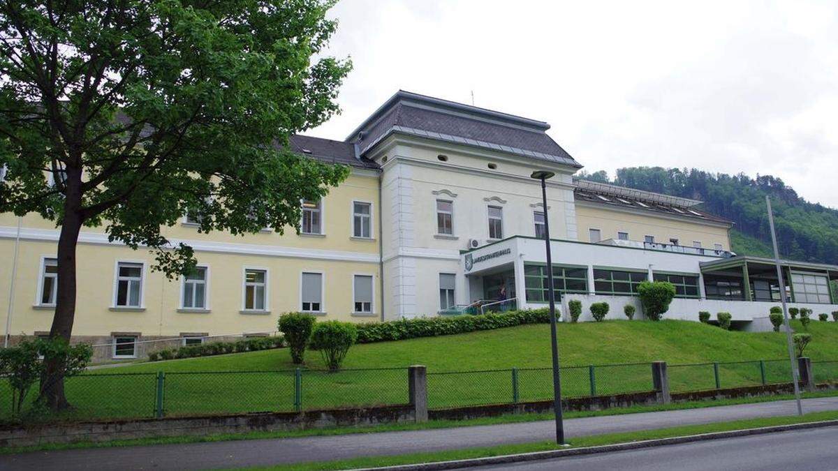 Am LKH-Verband Hochsteiermark (im Bild der Standort Mürzzuschlag) fehlen Mitarbeiter im medizinisch-technischen Dienst