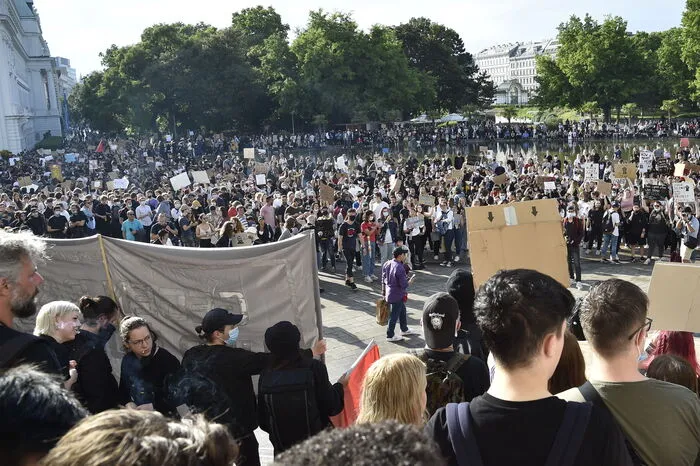 Die 1,5 Meter Distanz-Regel wurde weitgehend missachtet bzw. fehlte es an Platz dafür.