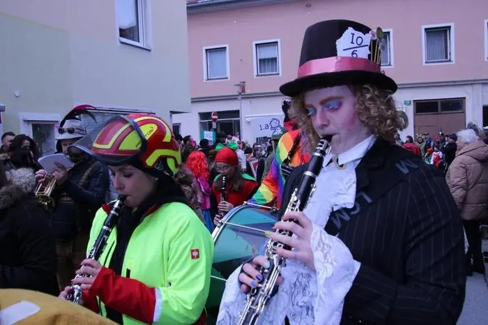 Zahlreiche Gruppen hatten sich dafür angemeldet und mit vielen Ideen, Geschick und Humor ihre Darstellungen gestaltet.