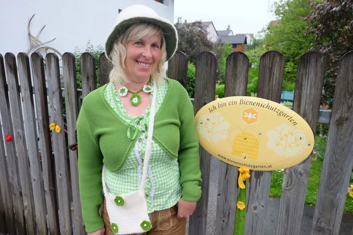 Die Auszeichnung zum Bienenschutzgarten hat Zrim heuer bekommen. Davor wurde ihr Garten bereits mehrfach ausgezeichnet.