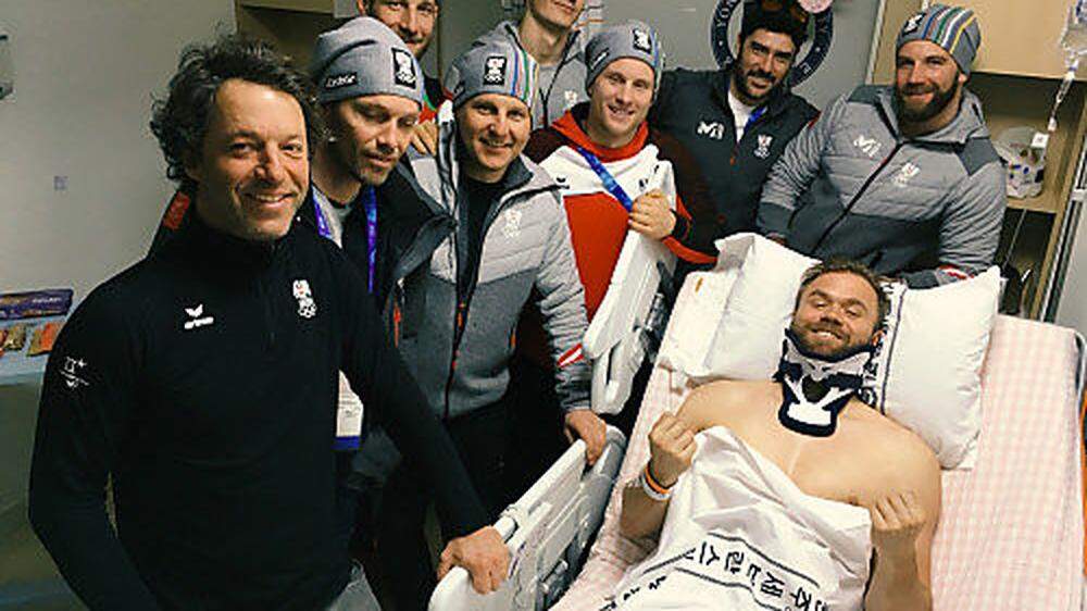 Markus Schairer bekam noch im Krankenhaus von Pyeonchang Besuch von seinen Snowboard-Teamkollegen