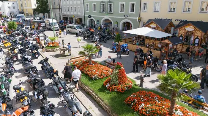 Die Harley Fahrer machten Station in Lienz
