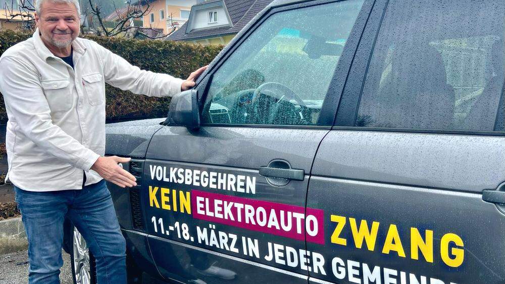 Köfer macht mit Team-Kärnten-Verbrenner Werbung für das Volksbegehren
