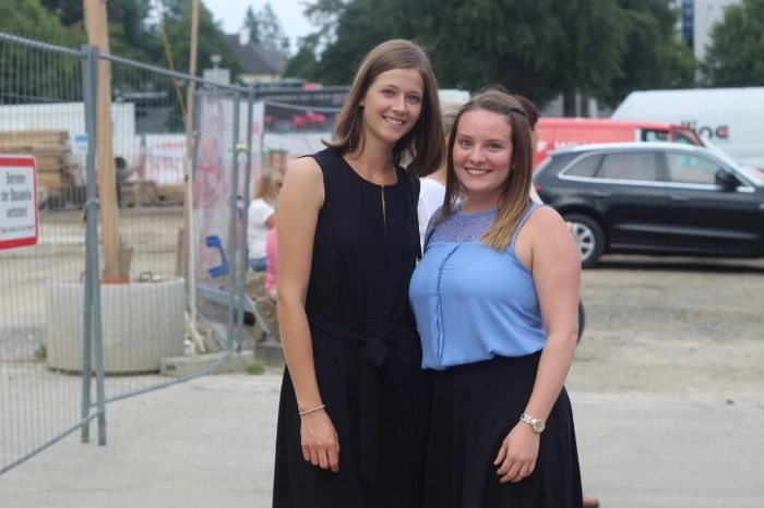 Bettina und Magdalena aus Friesach lassen sich von der Hitze nicht abschrecken.