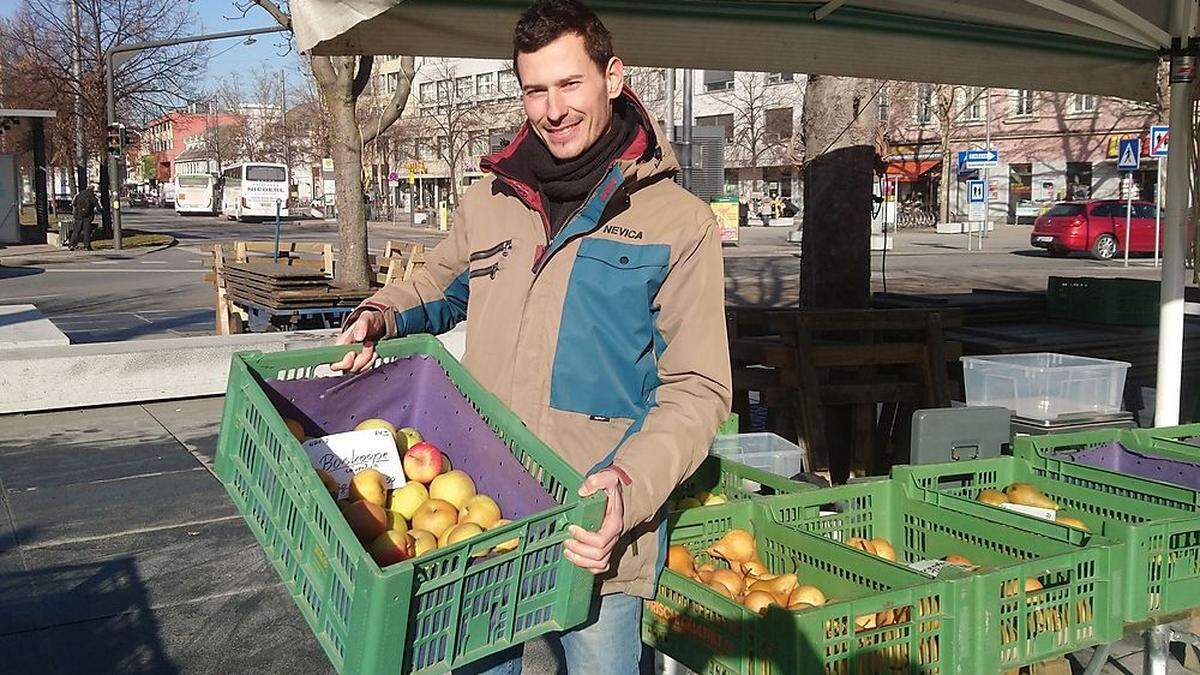 Bei Alexander Ridisser findet man für jeden Zweck die richtige Apfelsorte.