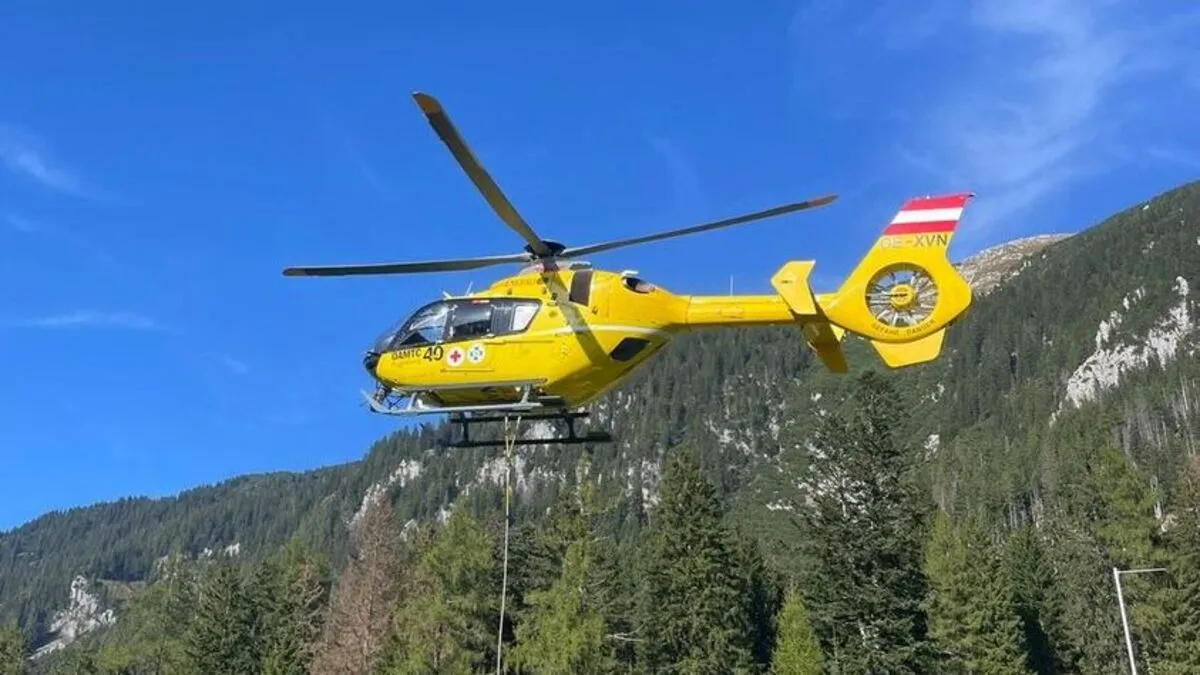 Bergretter und Notarzthubschrauber-Crews waren im Gesäuse gefragt