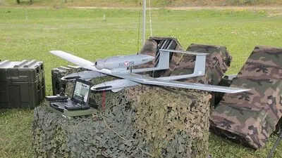 Die Flugkörper des Drohnensystems „Tracker“ sind 8,7 Kilo leicht, bis zu 90 km/h schnell und haben eine Reichweite von 20 Kilometern