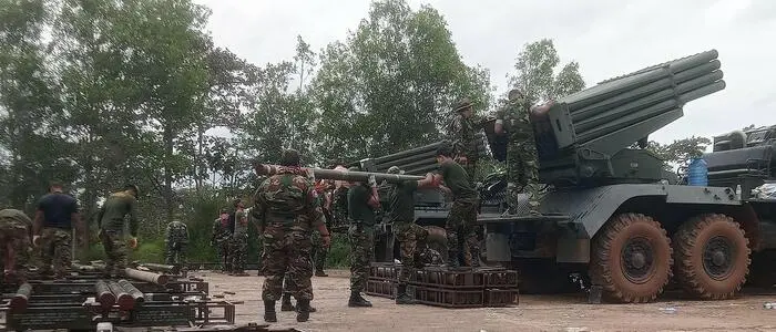 Schweres Gerät an der Grenze zwischen Thailand und Kambodscha