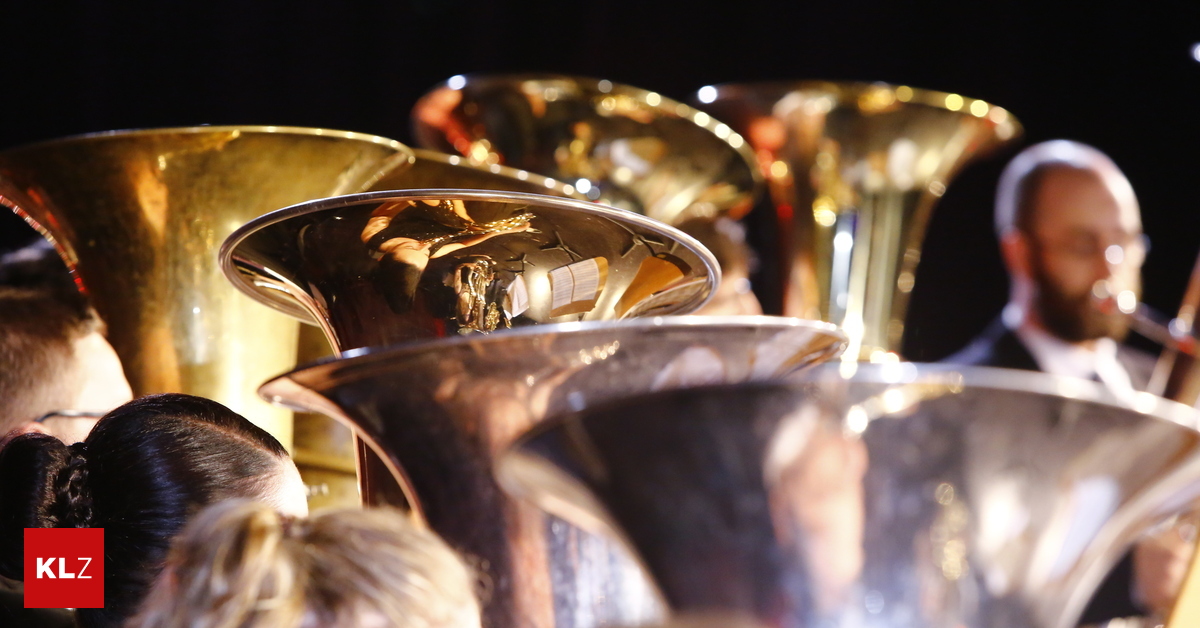 Helle-K-pfe-Kein-Stillsitzen-Wenn-der-Konzertsaal-zur-Tanzfl-che-wird