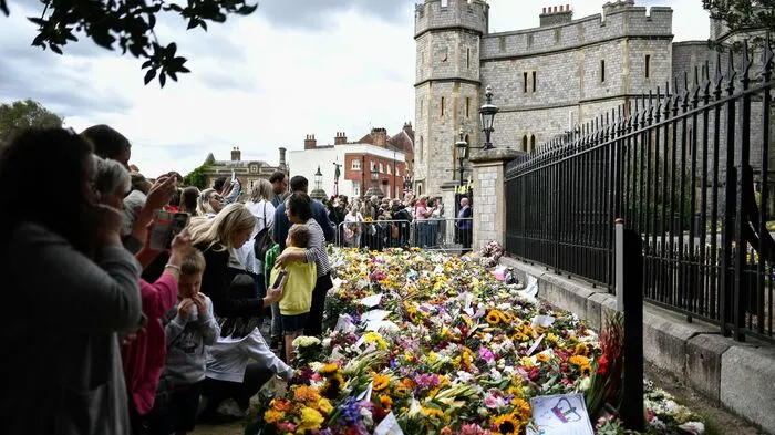 Mehr als eineinhalb Wochen nach ihrem Tod wird die britische Königin Elizabeth II. am Montag beigesetzt.