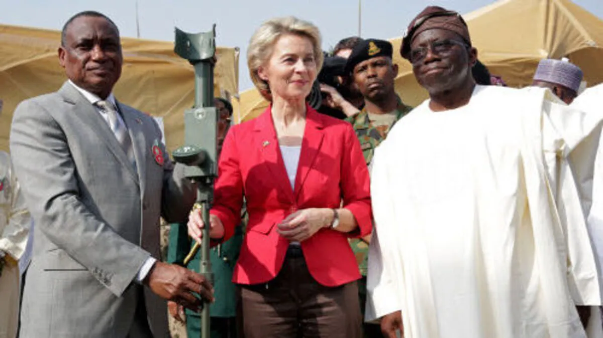 Von der Leyen bei der Übergabe des Feldlazaretts