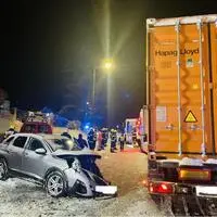 Die Feuerwehren Rohrbrunn und Deutsch Kaltenbrunn-Ort waren bei der Frontalkollision zwischen Sattelschlepper und Pkw im Einsatz