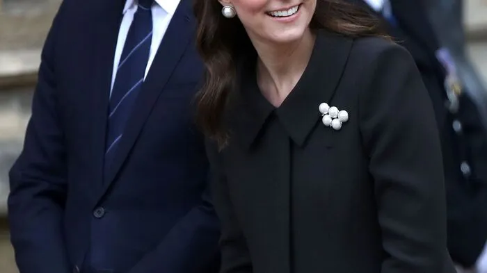 Die hochschwangere Kate begleitete die Queen zum Ostergottesdienst in Windsor.