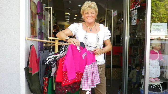 Helene Ruth bietet auch Kindermode an