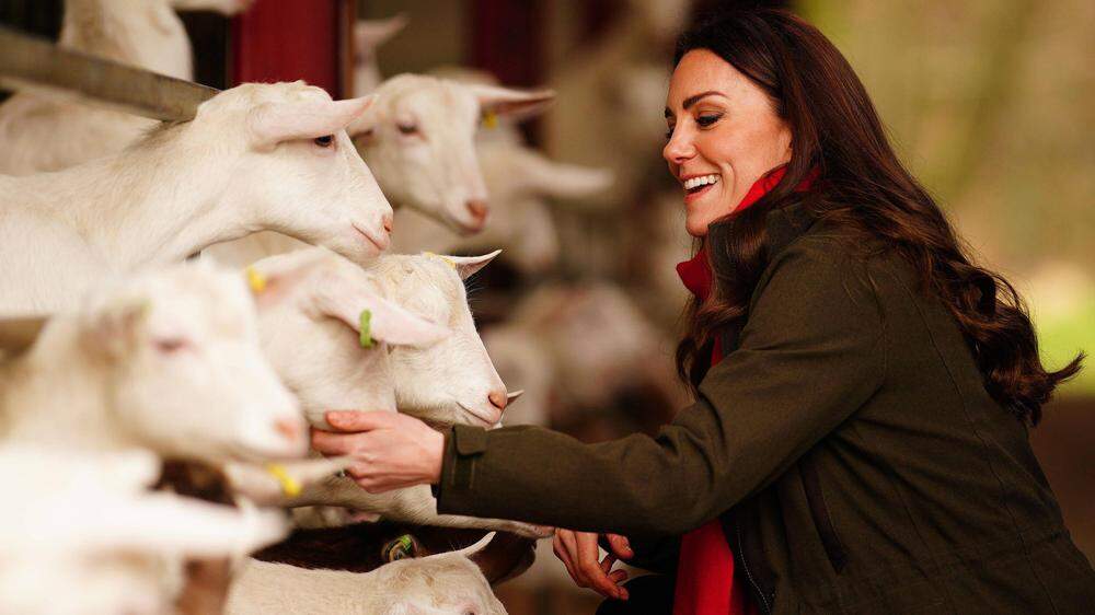 Kate Middleton besucht im Jahr 2022 eine Ziegenfarm. 